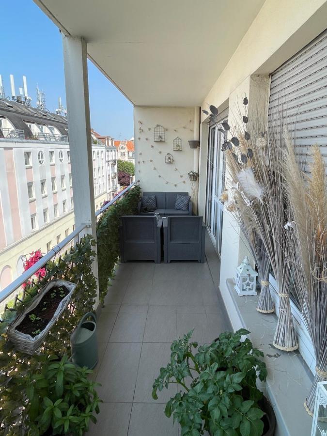Guest Room "We Are With You In This Flat" Strasbourg Bagian luar foto
